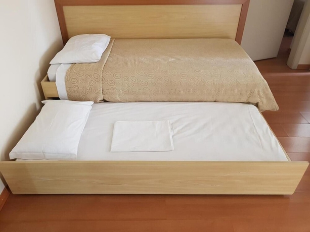 Imagen de la habitación del Hotel Omega Flat. Foto 2
