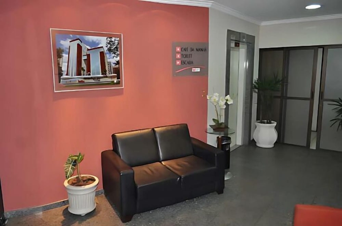 Imagen de los interiores del Hotel Omega Flat. Foto 16