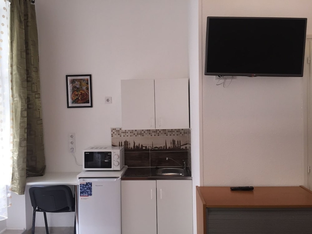 Imagen de la habitación del Hotel Omega Guesthouse Budapest. Foto 3
