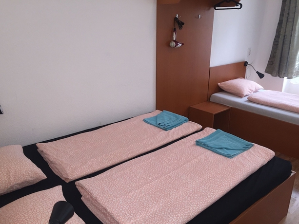 Imagen de la habitación del Hotel Omega Guesthouse Budapest. Foto 8