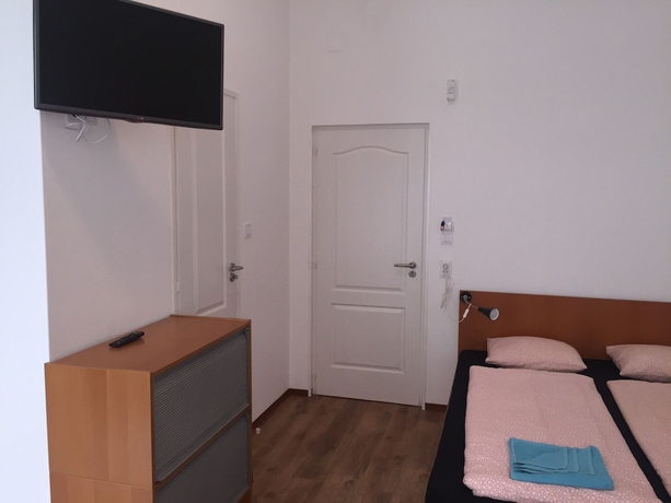 Imagen de la habitación del Hotel Omega Guesthouse Budapest. Foto 10