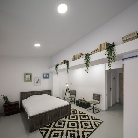 Imagen de la habitación del Hotel Omega House. Foto 29