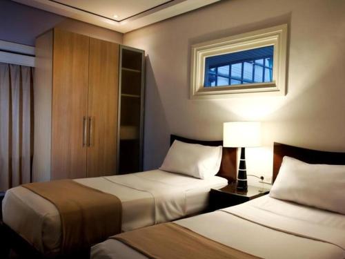 Imagen general del Hotel Omega Karawang. Foto 9