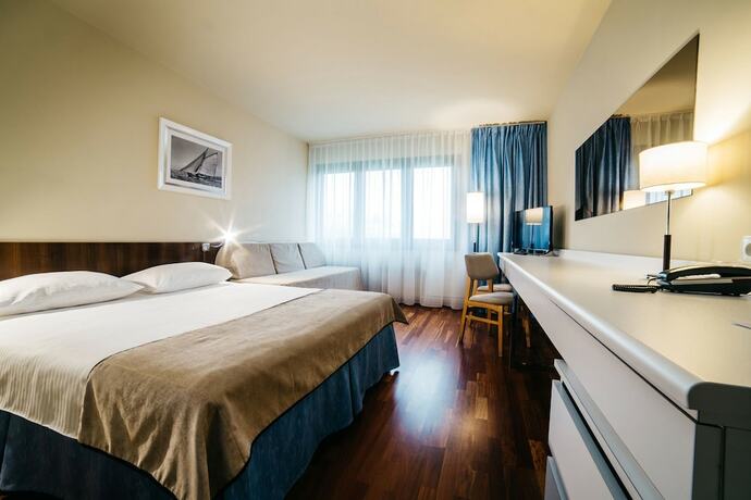 Imagen de la habitación del Hotel Omega, OLSZTYN. Foto 12
