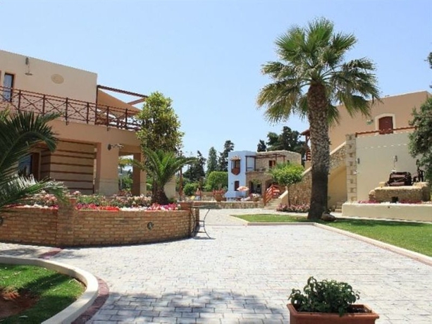 Imagen general del Hotel Omega Platanias. Foto 14