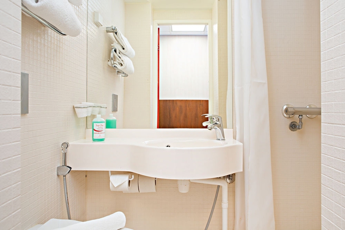 Imagen de la habitación del Hotel Omena Yrjonkatu. Foto 11