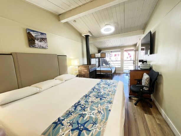 Imagen de la habitación del Hotel Omeo Suites Big Bear. Foto 16