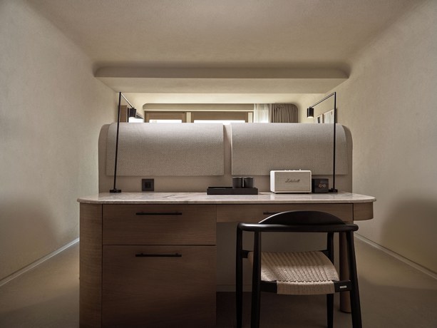 Imagen de la habitación del Hotel Omeon Mykonos. Foto 2