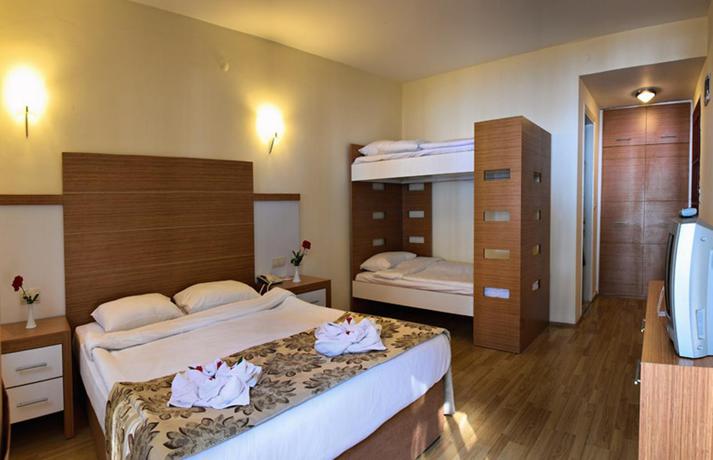 Imagen general del Hotel Omer Holiday Resort. Foto 9