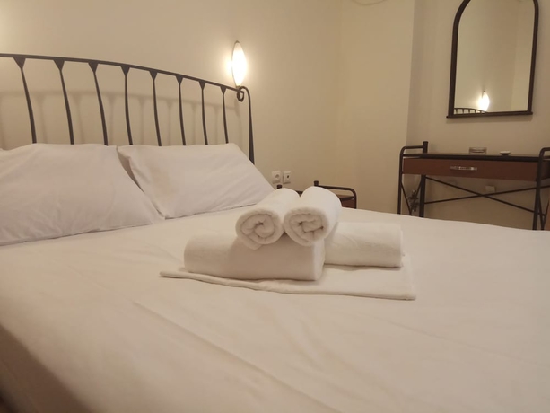 Imagen de la habitación del Hotel Omiros, Moschato. Foto 5