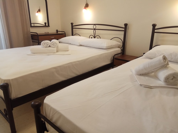 Imagen de la habitación del Hotel Omiros, Moschato. Foto 6