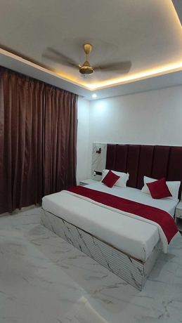 Imagen de la habitación del Hotel Omkar Palace. Foto 5