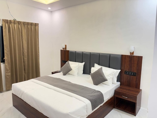 Imagen de la habitación del Hotel Omkar Palace. Foto 6