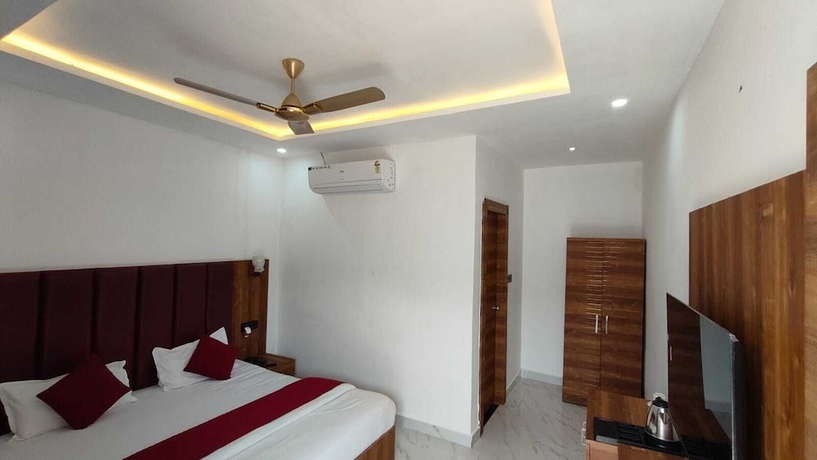 Imagen de la habitación del Hotel Omkar Palace. Foto 16