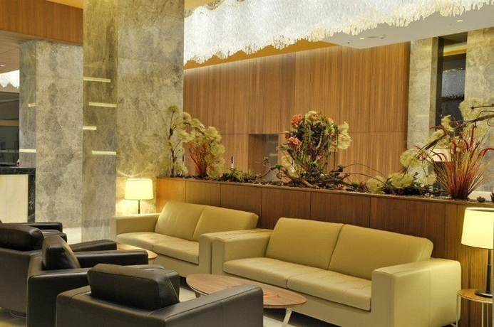 Imagen de los interiores del Hotel Ommer. Foto 10