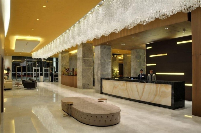Imagen de los interiores del Hotel Ommer. Foto 14