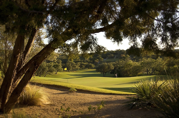 Imagen de los exteriores del Hotel Omni Barton Creek Resort and Spa Austin. Foto 11