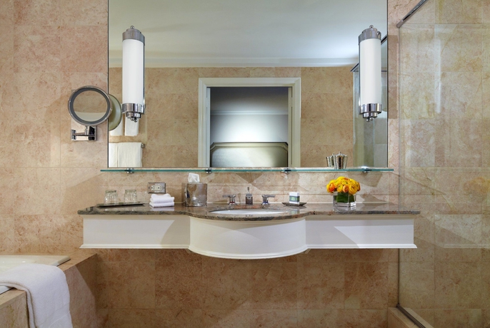 Imagen de la habitación del Hotel Omni Berkshire Place. Foto 6