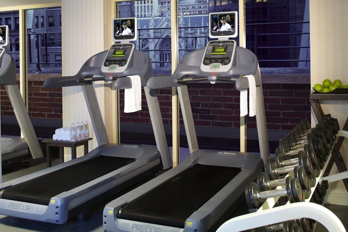 Imagen de los interiores del Hotel Omni Berkshire Place. Foto 14