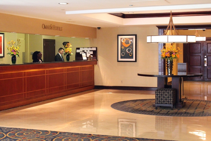 Imagen de los interiores del Hotel Omni Charlotte. Foto 10