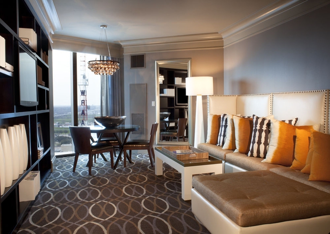 Imagen de la habitación del Hotel Omni Dallas. Foto 12