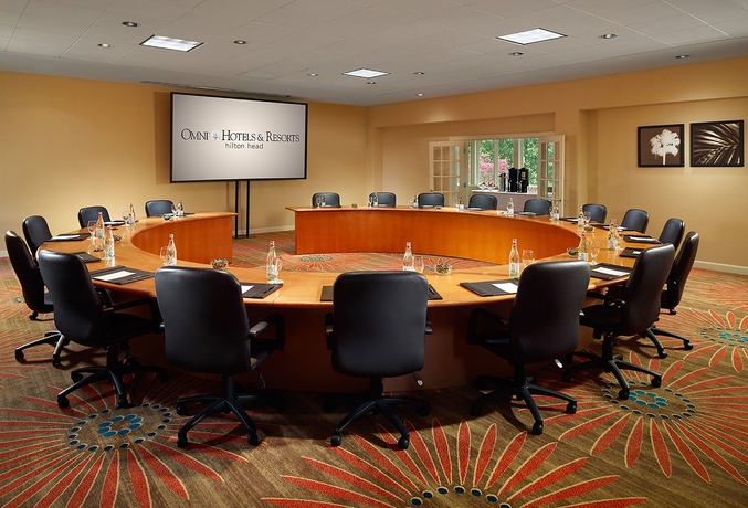 Imagen de los interiores del Hotel Omni Hilton Head Oceanfront Resort. Foto 11