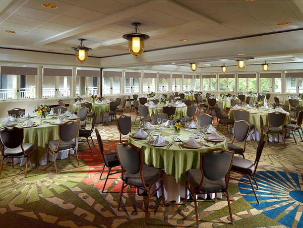 Imagen de los interiores del Hotel Omni Hilton Head Oceanfront Resort. Foto 12