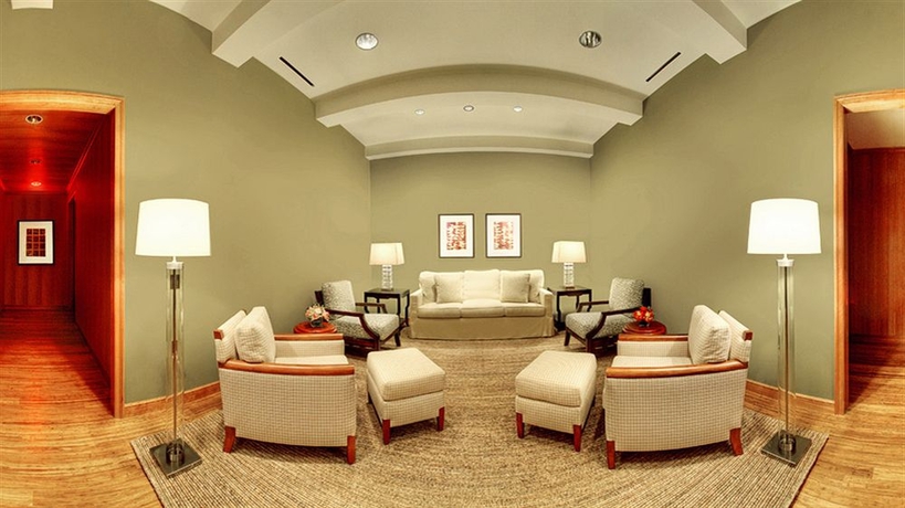 Imagen de los interiores del Hotel Omni Houston. Foto 7