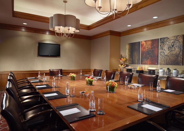 Imagen de los interiores del Hotel Omni Los Angeles At California Plaza. Foto 13