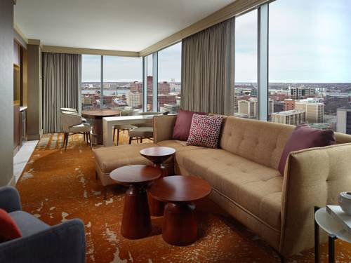 Imagen de la habitación del Hotel Omni Louisville. Foto 6