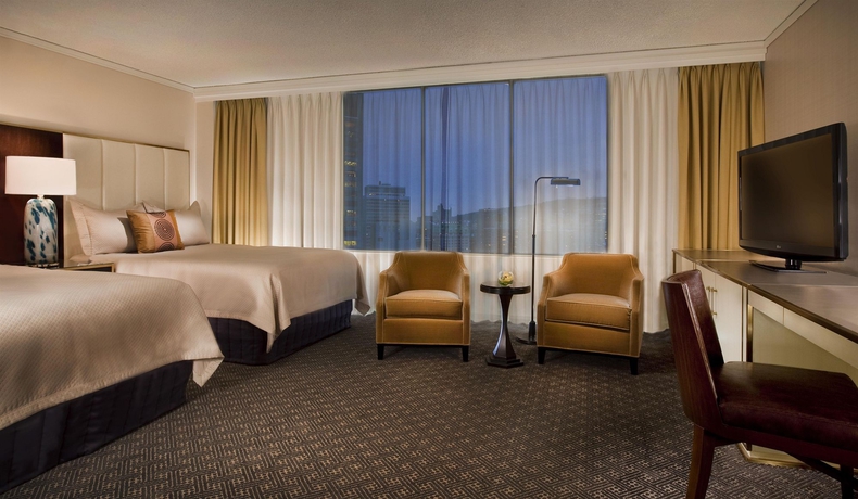 Imagen de la habitación del Hotel Omni Mont-royal. Foto 5