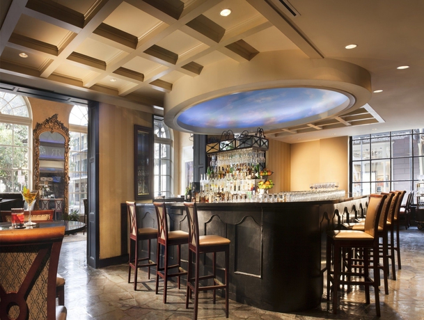 Imagen del bar/restaurante del Hotel Omni Royal Orleans. Foto 5