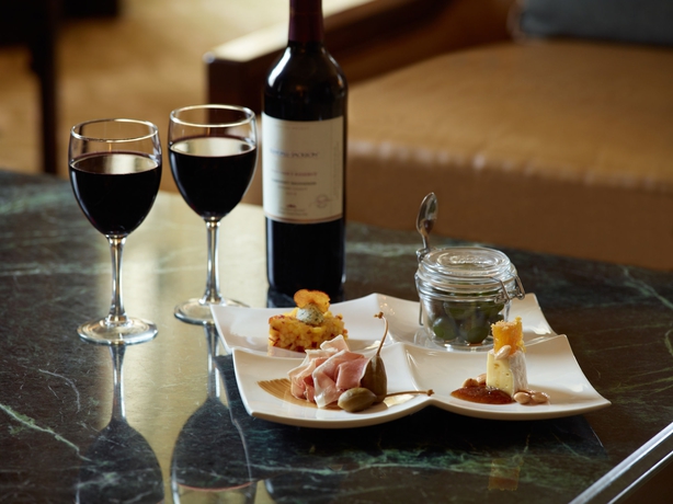 Imagen del bar/restaurante del Hotel Omni San Francisco. Foto 5