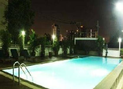 Imagen general del Hotel Omni Suites Aparts-hotel. Foto 11