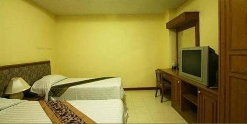 Imagen general del Hotel Omni Suites Aparts-hotel. Foto 17