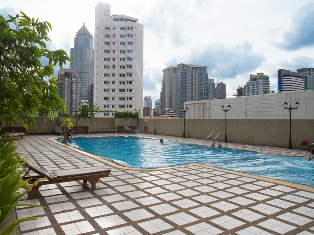 Imagen de la piscina del Hotel Omni Syncate Suites. Foto 16
