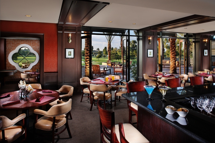 Imagen del bar/restaurante del Hotel Omni Tucson National Resort. Foto 4