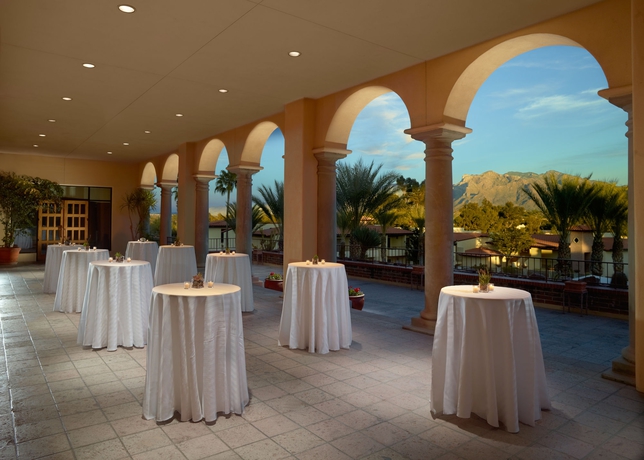 Imagen de los interiores del Hotel Omni Tucson National Resort. Foto 15