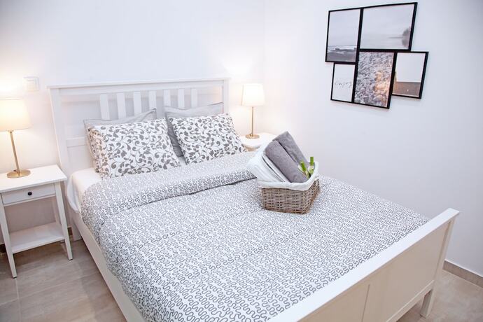 Imagen de la habitación del Hotel Omnia Pagrati Apartments. Foto 15