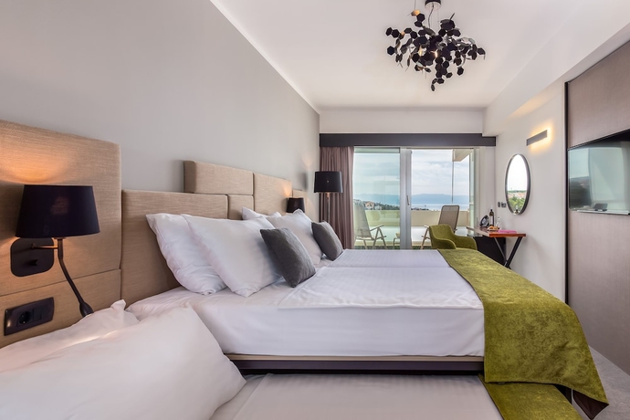 Imagen de la habitación del Hotel Omorika, Dramalj. Foto 5