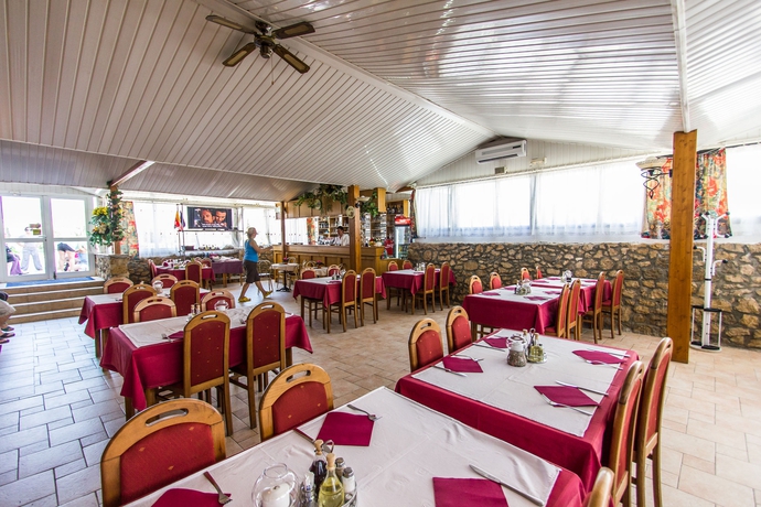 Imagen del bar/restaurante del Hotel Omorika, Punat. Foto 3