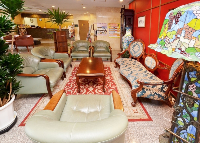 Imagen de los interiores del Hotel Omura Central. Foto 14
