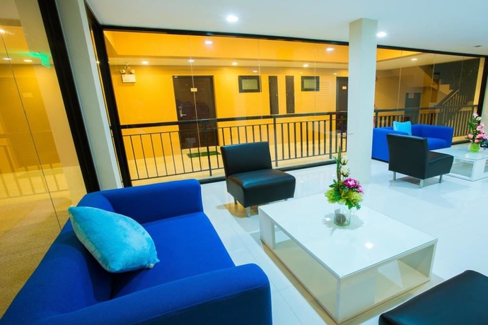 Imagen de los interiores del Hotel On Hilltop. Foto 19