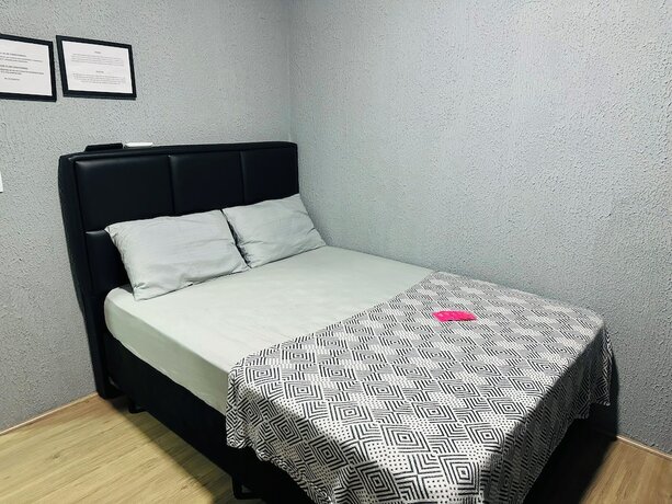 Imagen de la habitación del Hotel On Hostel Guarulhos traslado aeroporto. Foto 15