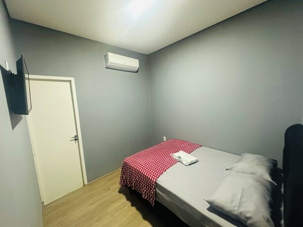 Imagen de la habitación del Hotel On Hostel Guarulhos traslado aeroporto. Foto 17