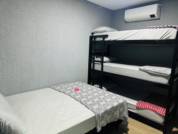 Imagen de la habitación del Hotel On Hostel Guarulhos traslado aeroporto. Foto 19