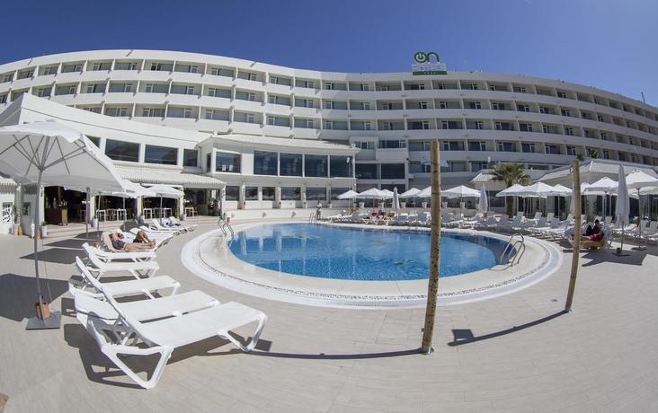 Imagen general del Hotel On Hotels Oceanfront - Adults Only. Foto 11