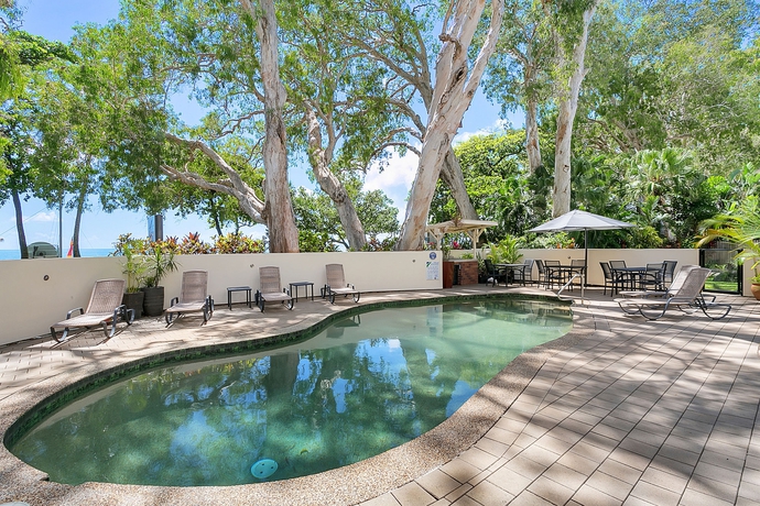 Imagen de la piscina del Hotel On Palm Cove Beachfront Apartments. Foto 12