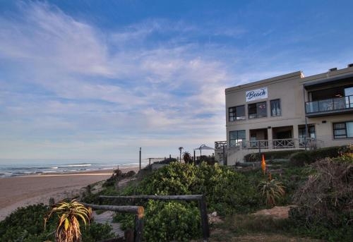 Imagen general del Hotel On The Beach Guesthouse & Apartments. Foto 4