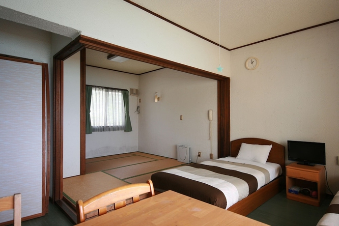 Imagen de la habitación del Hotel On The Beach Lue. Foto 9